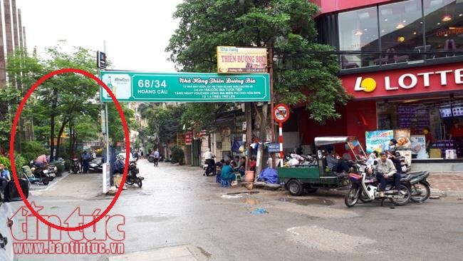 Ngõ 34 Hoàng Cầu (Đống Đa) bị lấn chiếm, nguy hiểm rình rập ảnh 8